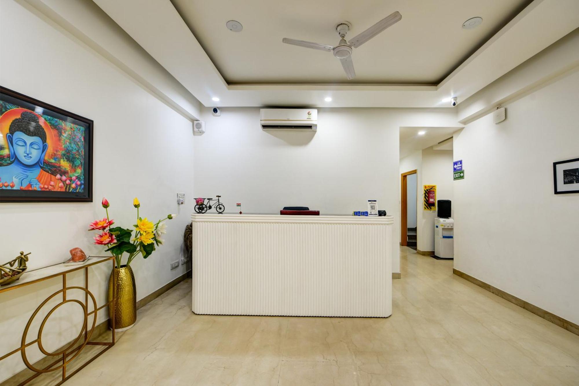 Aamantran Residency Hotel, Sohna Road, Sector 49, Gurugram Gurgaon Buitenkant foto