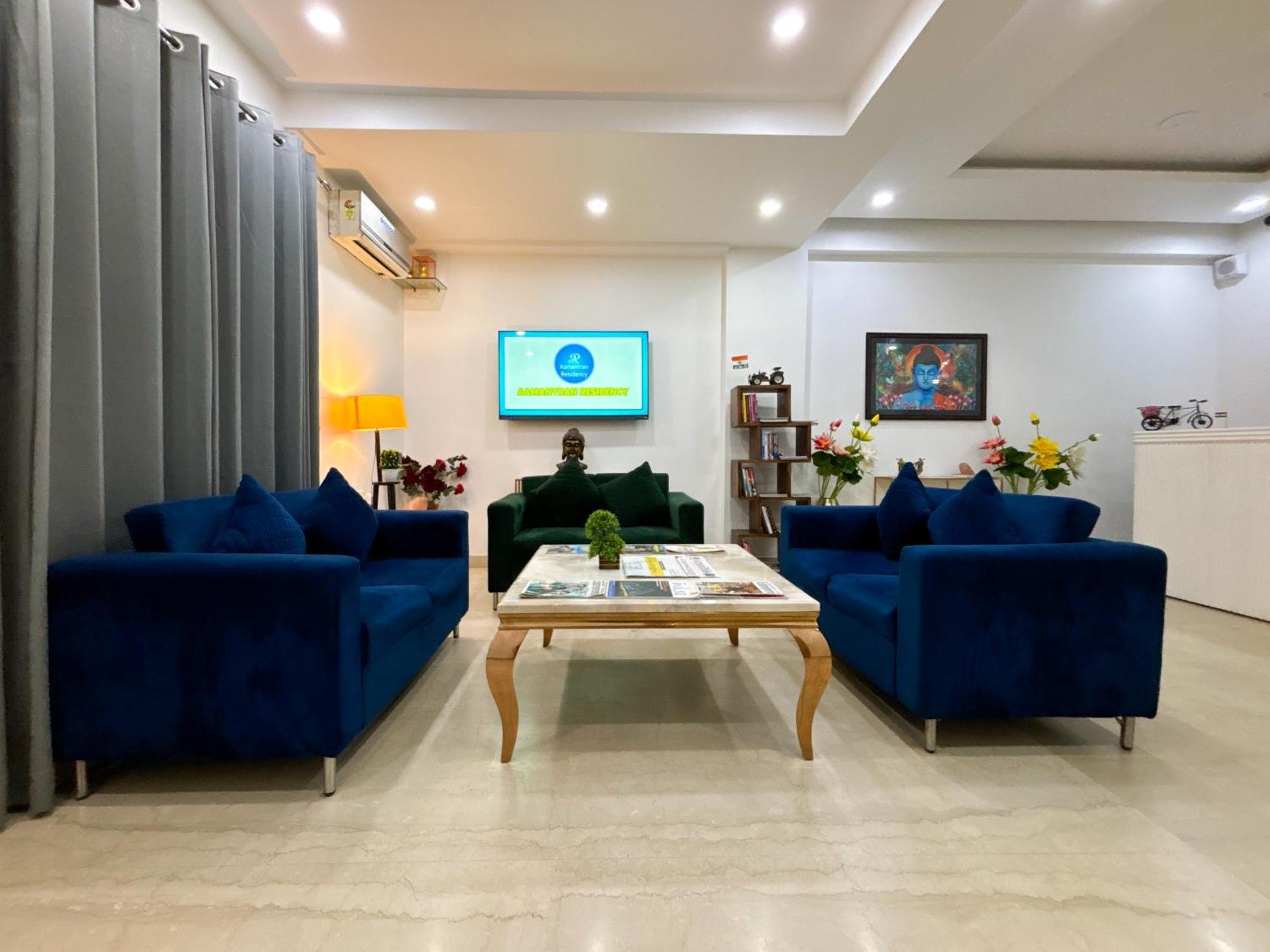 Aamantran Residency Hotel, Sohna Road, Sector 49, Gurugram Gurgaon Buitenkant foto